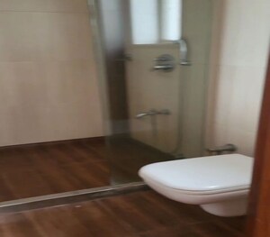 Bathroom in 4 BHK Apartment at Dadar East – for Rent