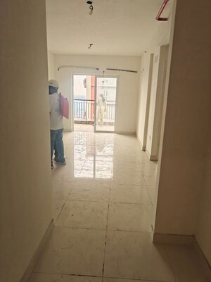 Bathroom in 4 BHK Apartment at Vinayak Vista, Lake Town – for Sale