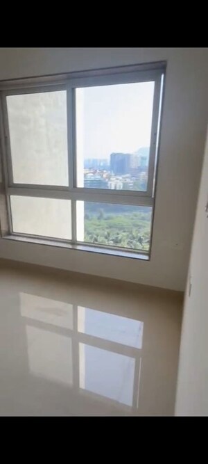 Room in 2 BHK Apartment at Hubtown Rising City, Ghatkopar East – for Rent