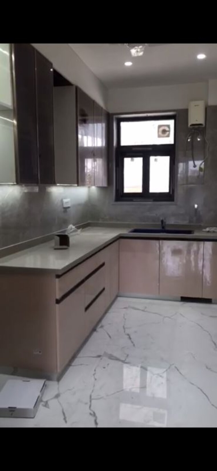Kitchen, bptp-district-faridabad 3 Bedroom 1620 Sq.Ft. Builder Floor In Sector 81 Faridabad 10457777