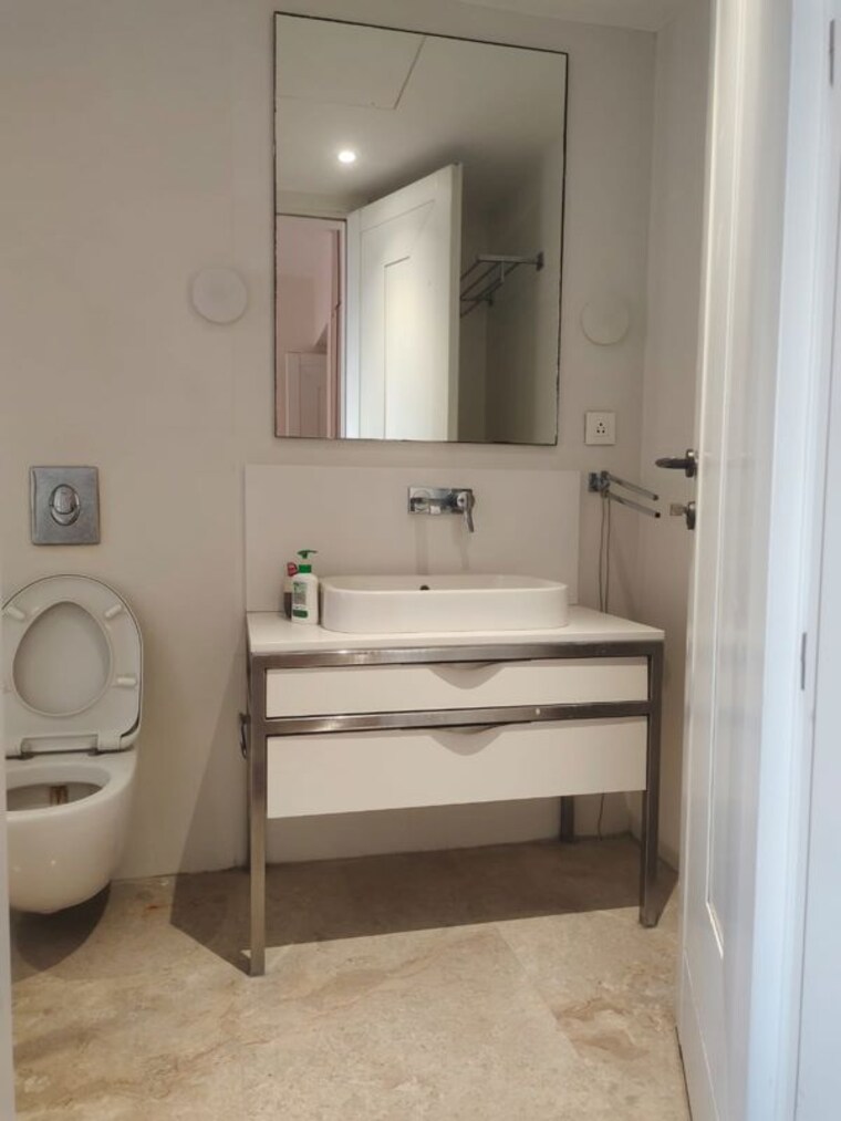 Bathroom, lodha-fiorenza 3.5 Bedroom 1370 Sq.Ft. Apartment In Goregaon East Mumbai 10457726