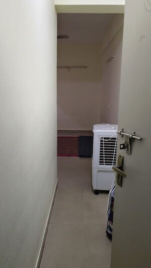 Team Area in 1 BHK Apartment at Shree Vardhman Green Court, Sector 90 – for Rent