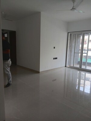 Room in 2.5 BHK Apartment at Pristine Allure, Kharadi – for Rent