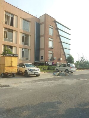  Office Space – Exterior View View at Ansal API Shopping Square, Sushant Golf City - for Rent