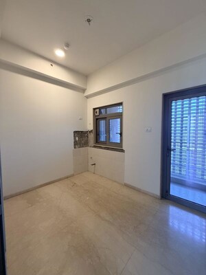 Room in 3 BHK Apartment at Piramal Mahalaxmi, Mahalaxmi – for Sale