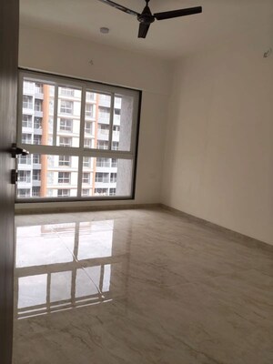 Room in 3 BHK Apartment at Shubh Nirvana, Viman Nagar – for Rent