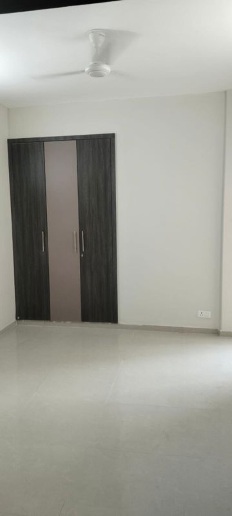 Room, shri-radha-sky-gardens 2 Bedroom 1200 Sq.Ft. Apartment In Sector 16b Greater Noida Greater Noida 10457866