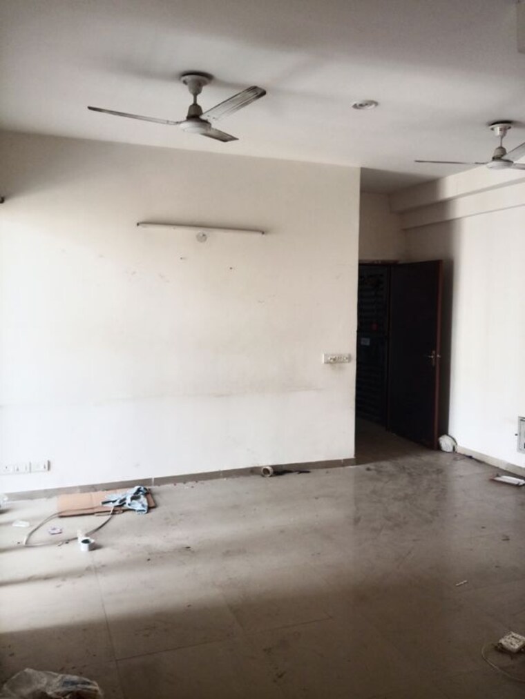 Room, mahagun-mywoods 2.5 Bedroom 1190 Sq.Ft. Apartment In Sector 16c Greater Noida Greater Noida 10455155