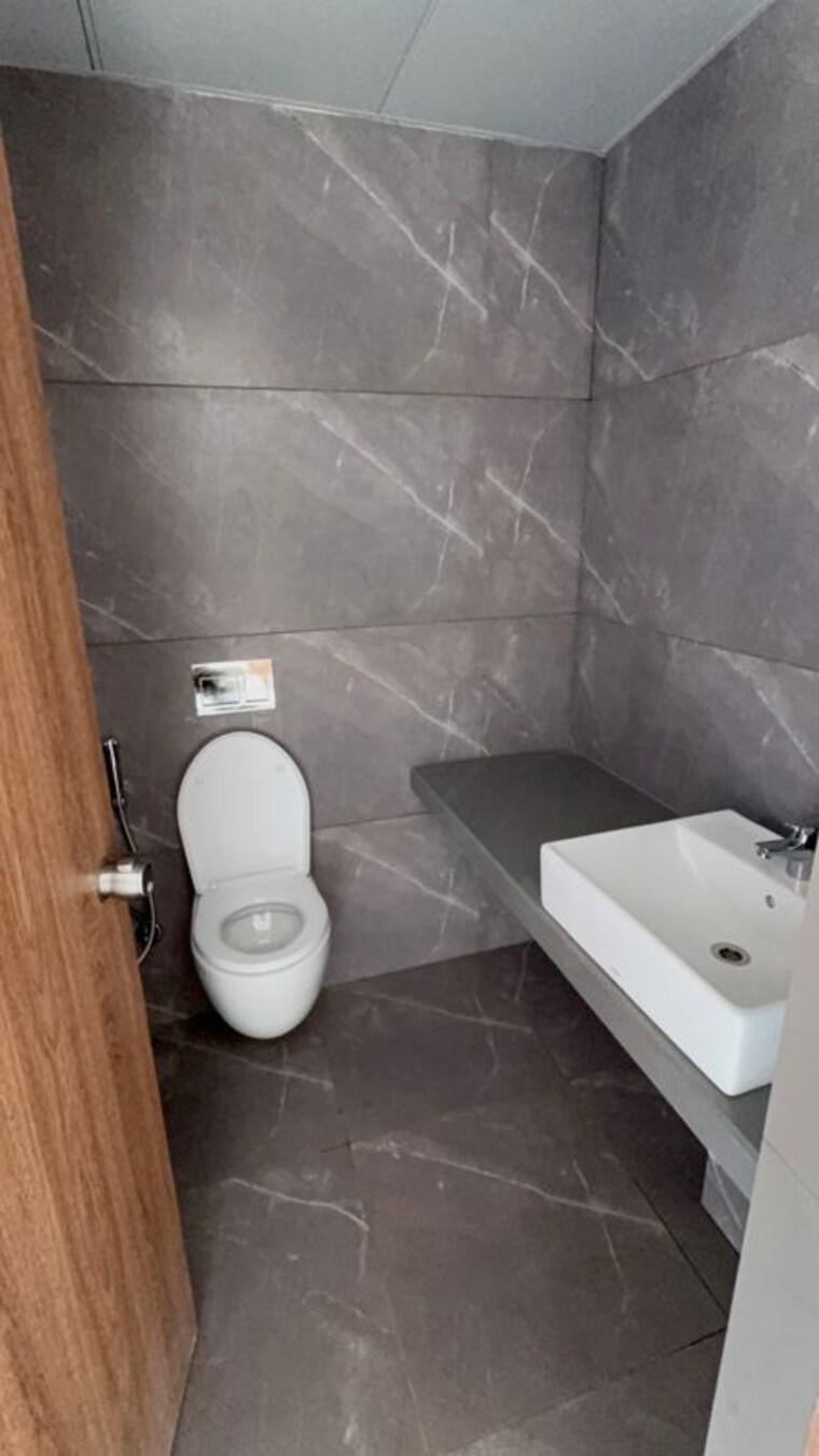 Bathroom, anp-memento 3 Bedroom 1250 Sq.Ft. Apartment In Wakad Pune 10457850