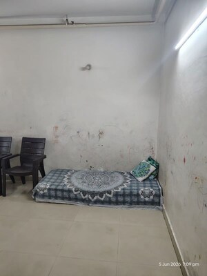 Bedroom in 2.5 BHK Apartment at Supertech Eco Village II, Sector 16b Greater Noida – for Rent