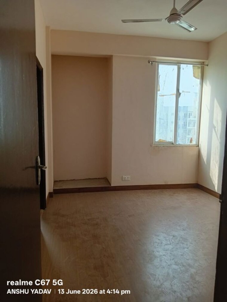 Room, amrapali-o2-valley 3 Bedroom 1045 Sq.Ft. Apartment In Tech Zone 4 Greater Noida Greater Noida 10447417