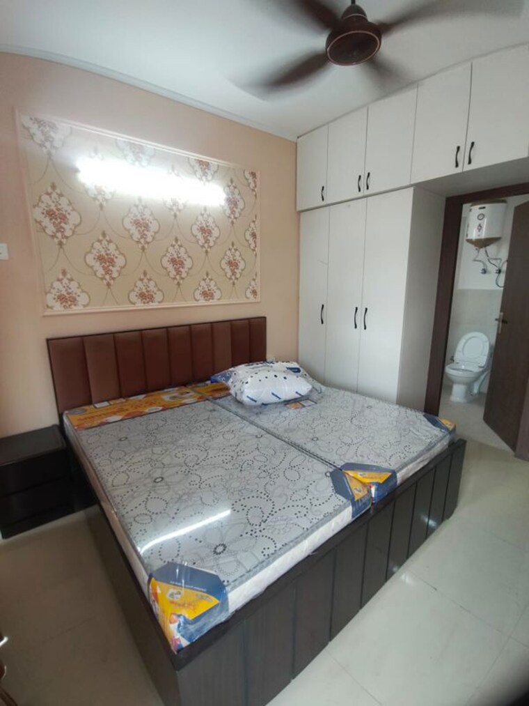 Bedroom, signature-global-prime 2 Bedroom 900 Sq.Ft. Apartment In Sector 63a Gurgaon 10457906