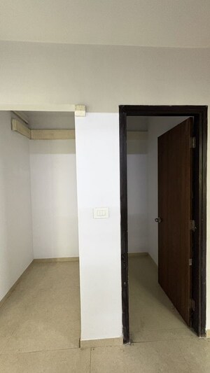 Room in 2 BHK Apartment at Lodha Lakeshore Greens, Dombivli East – for Sale