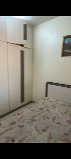 Room in 2 BHK Apartment at Anand Bhavan Vile Parle West, Vile Parle West – for Rent
