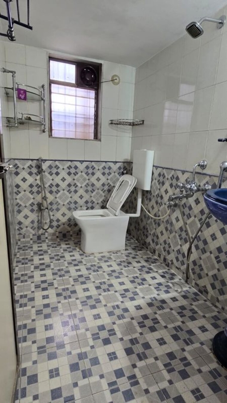 Bathroom, brahmand-phase-1 1 Bedroom 380 Sq.Ft. Apartment In Brahmand Thane 10457962