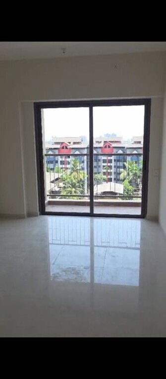 3 BHK + Extra Room Apartment For Rent in Kalpataru Srishti Namaah in Mira Road, Thane