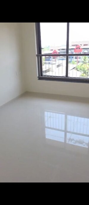 Room in 3 BHK Apartment at Kalpataru Srishti Namaah, Mira Road – for Rent