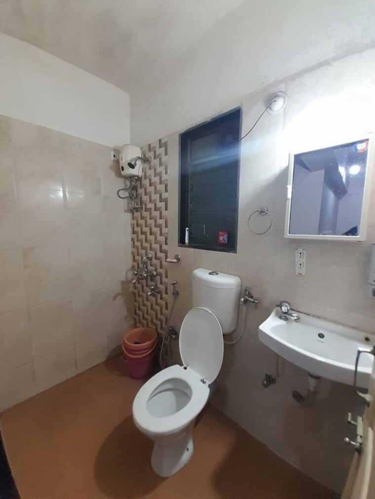 Bathroom, lodha-casa-bella-gold 2 Bedroom 918 Sq.Ft. Apartment In Dombivli East Thane 10457965