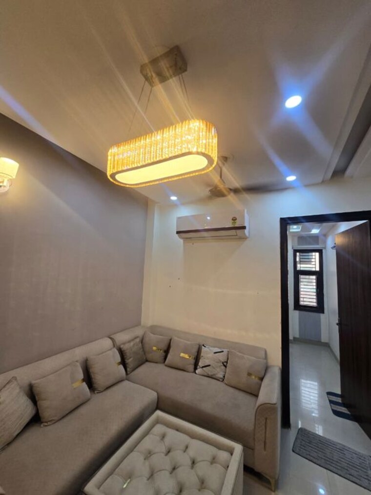 Living Room, dwarka mor 3 Bedroom 1000 Sq.Ft. Builder Floor In Dwarka Mor Delhi 10457975