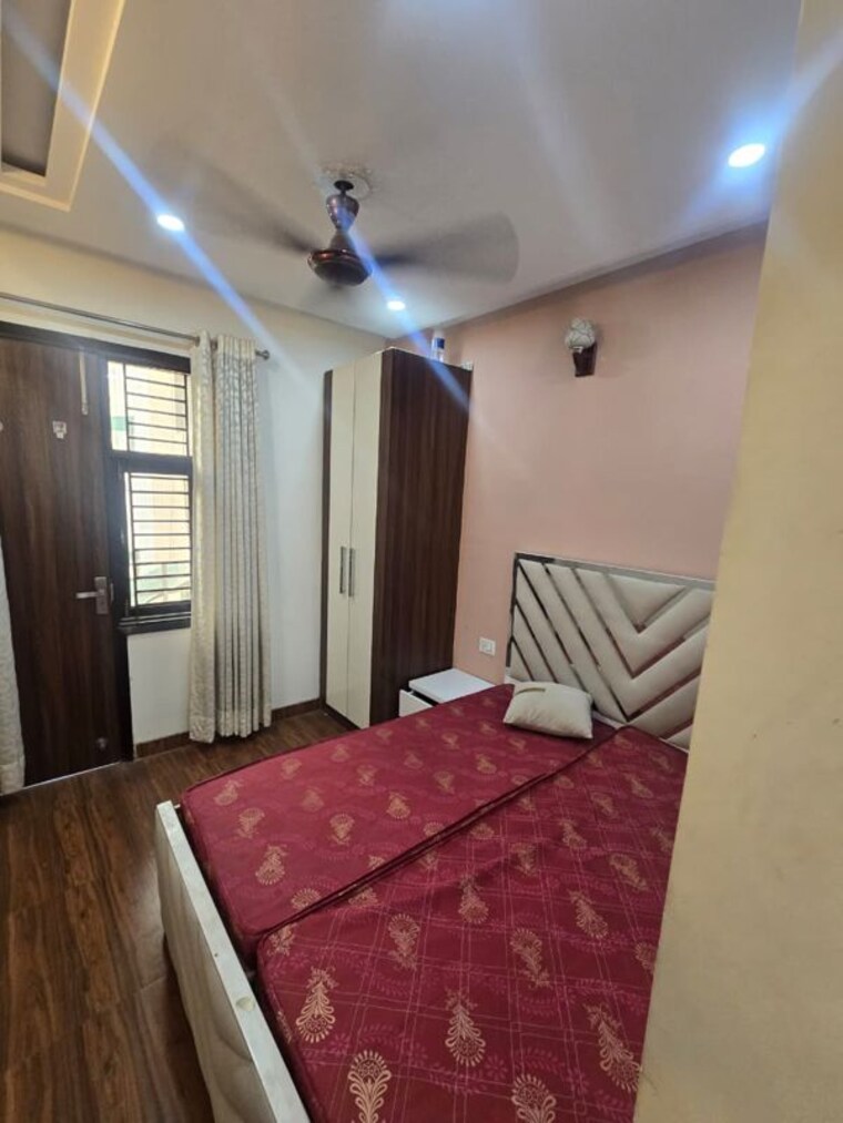 Bedroom, dwarka mor 3 Bedroom 1000 Sq.Ft. Builder Floor In Dwarka Mor Delhi 10457975