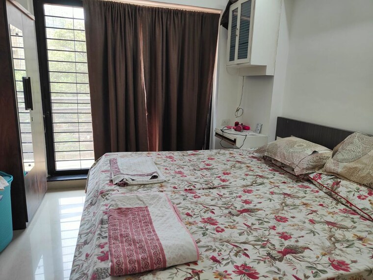 Bedroom, satellite-tower 3 Bedroom 1200 Sq.Ft. Apartment In Goregaon East Mumbai 10457983