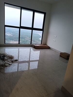2 BHK Apartment For Rent in Lodha Lakeshore Greens, Dombivli East