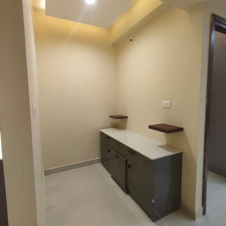 Bathroom, madhu-park-ville 3 Bedroom 1965 Sq.Ft. Apartment In Tellapur Hyderabad 10458018