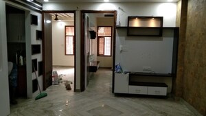 Room in 2 BHK Builder Floor at Dwarka Mor – for Rent