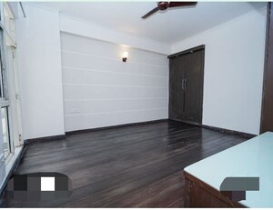 Room in 2 BHK Apartment at Panchsheel Wellington, Dundahera – for Sale