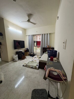 1 BHK Apartment For Rent in Lodha Amara, Kolshet Road