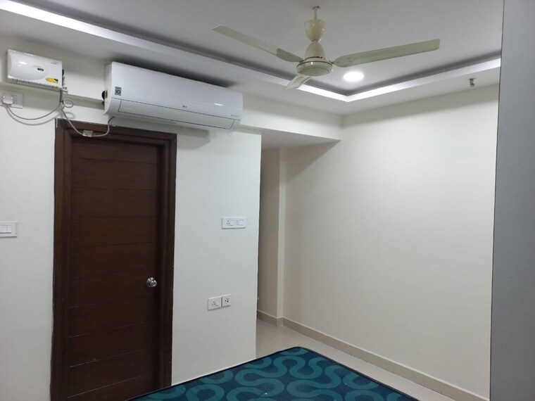Room, smr-vinay-iconia-hyderabad 3 Bedroom 1907 Sq.Ft. Apartment In Kondapur Hyderabad 10458047