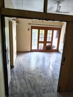 3 BHK 200 Sq.Yd. Builder Floor in Naraina