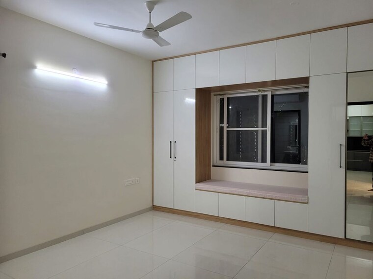 Room, jayabheri-the-summit 3 Bedroom 1860 Sq.Ft. Apartment In Narsingi Hyderabad 10458091