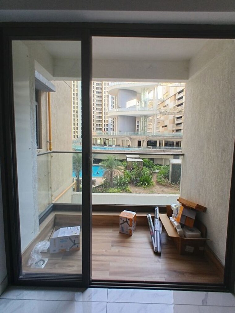 Balcony, raymond-realty-phase-ii 2 Bedroom 675 Sq.Ft. Apartment In Pokhran Road No Two Thane 10458110