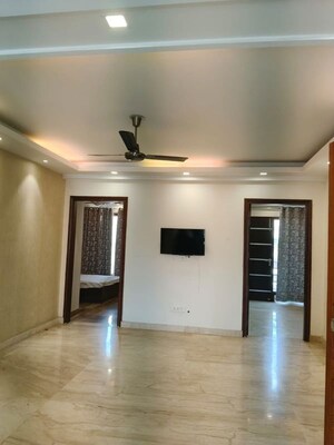 3 BHK Builder Floor For Rent in Sushant Lok Iii