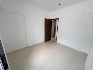 Room in 2 BHK Apartment at Somwar Peth – for Rent