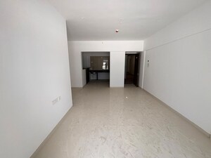 Room in 2 BHK Apartment at Somwar Peth – for Rent