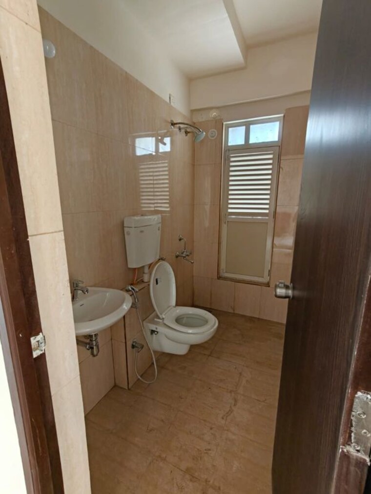 Bathroom, puraniks-abitante-fiore 2 Bedroom 600 Sq.Ft. Apartment In Bavdhan Pune 10458192