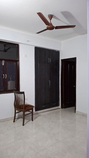 Room in 3.5 BHK Apartment at Gulmohur Garden, Raj Nagar Extension – for Sale