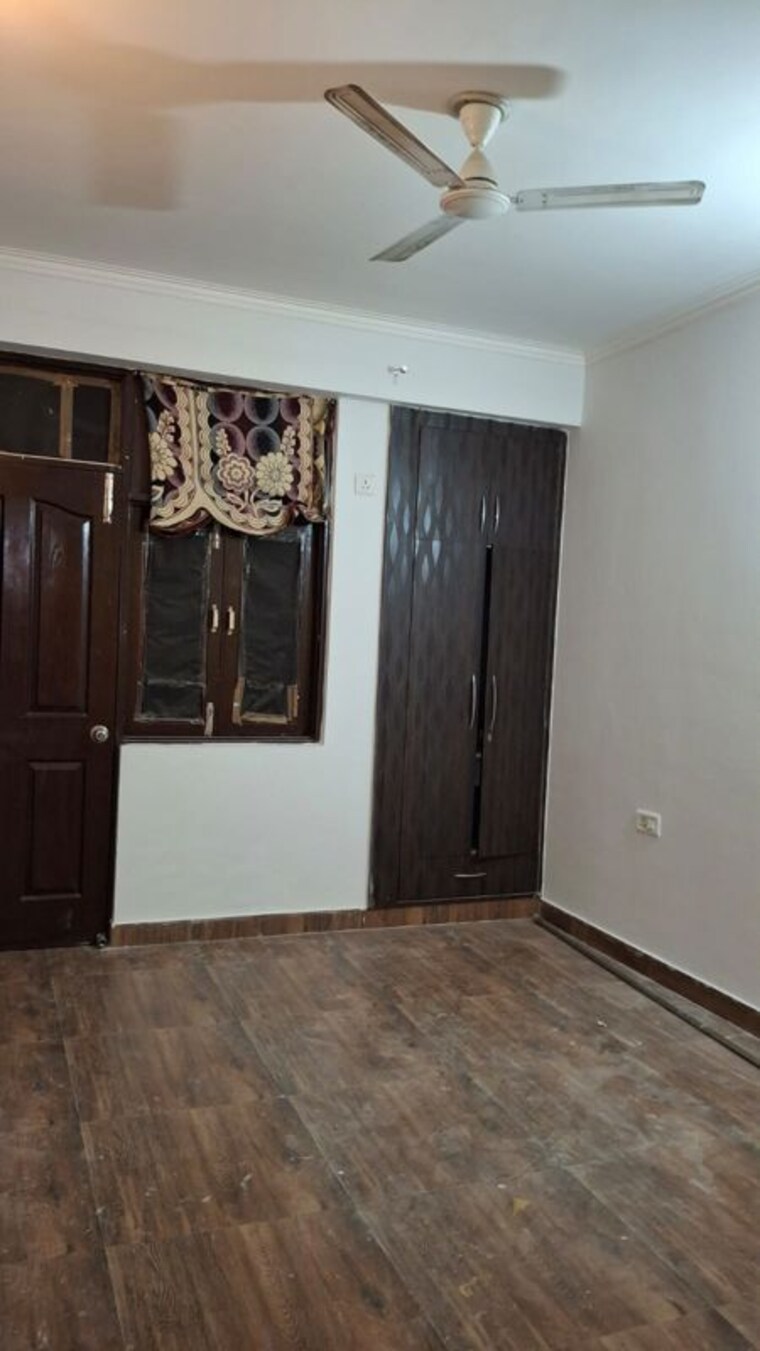 Room, gulmohur-garden 3.5 Bedroom 1480 Sq.Ft. Apartment In Raj Nagar Extension Ghaziabad 10458180