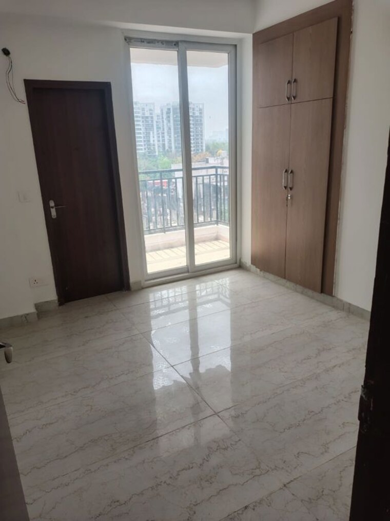 Room, amrapali-zodiac 2.5 Bedroom 1075 Sq.Ft. Apartment In Sector 120 Noida 10458195
