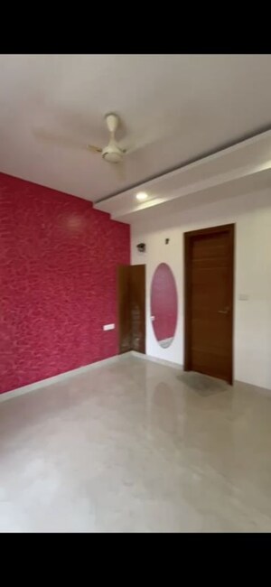Furnished Amenities in 3 BHK Builder Floor at TDI The Retreat, Sector 89 – for Rent