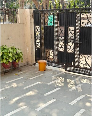 6+ BHK Independent House – Exterior View View at Sector 31 - for Sale