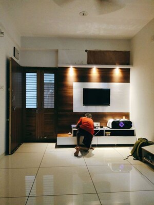 Room in 2 BHK Apartment at Nikol – for Sale