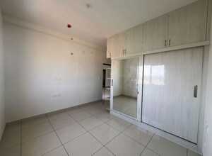Room in 3 BHK Apartment at Prestige Finsbury Park Regent, Bagaluru – for Rent