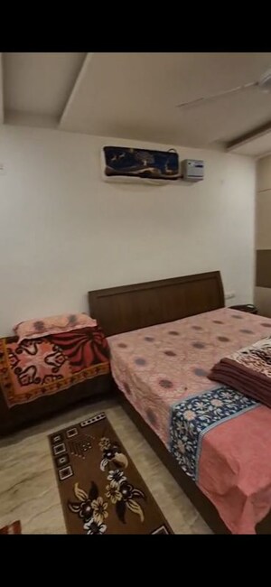 Living Room in 3 BHK Builder Floor at Fidato Honour Homes, Sector 89 – for Rent