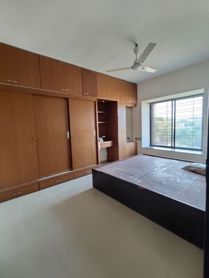 Master Bedroom in 2 BHK Apartment at Kumar Kruti, Kalyani Nagar – for Rent
