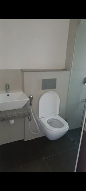 Bathroom in 4 BHK Apartment at Piramal  Vaikunth Cluster 4, Balkum Pada – for Rent