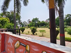   Plot at Jankipuram – for Sale