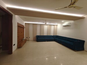 Kitchen in 3 BHK Builder Floor at Vipul World Floors, Sector 48 – for Sale